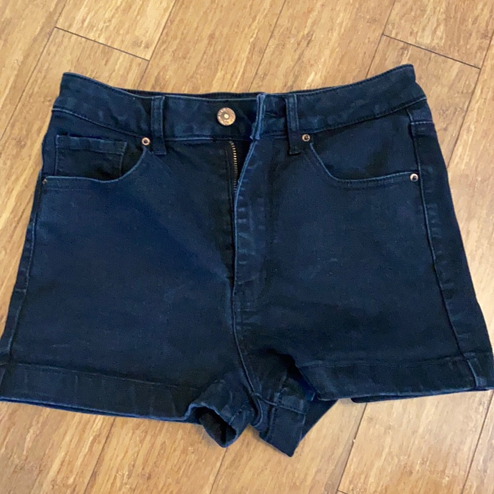 Forever 21 Black Short